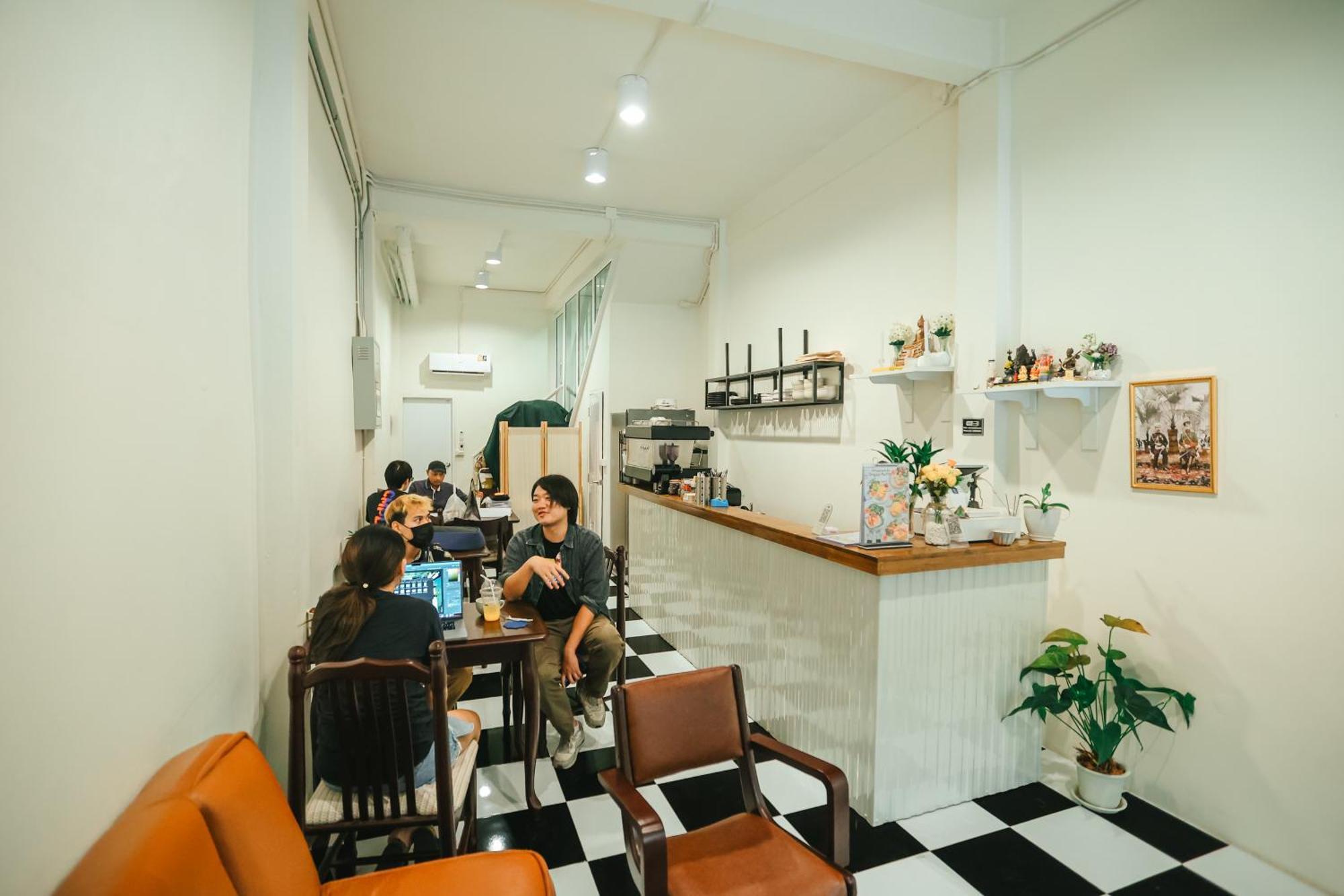 Noir Cafe And Hostel Chinatown Bangkok Dış mekan fotoğraf