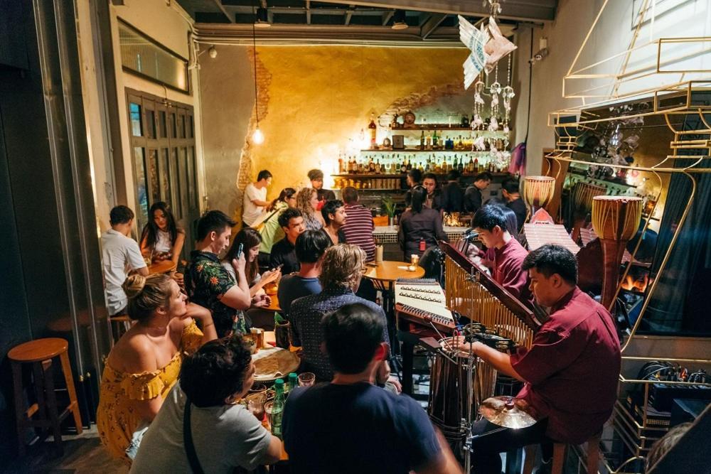 Noir Cafe And Hostel Chinatown Bangkok Dış mekan fotoğraf