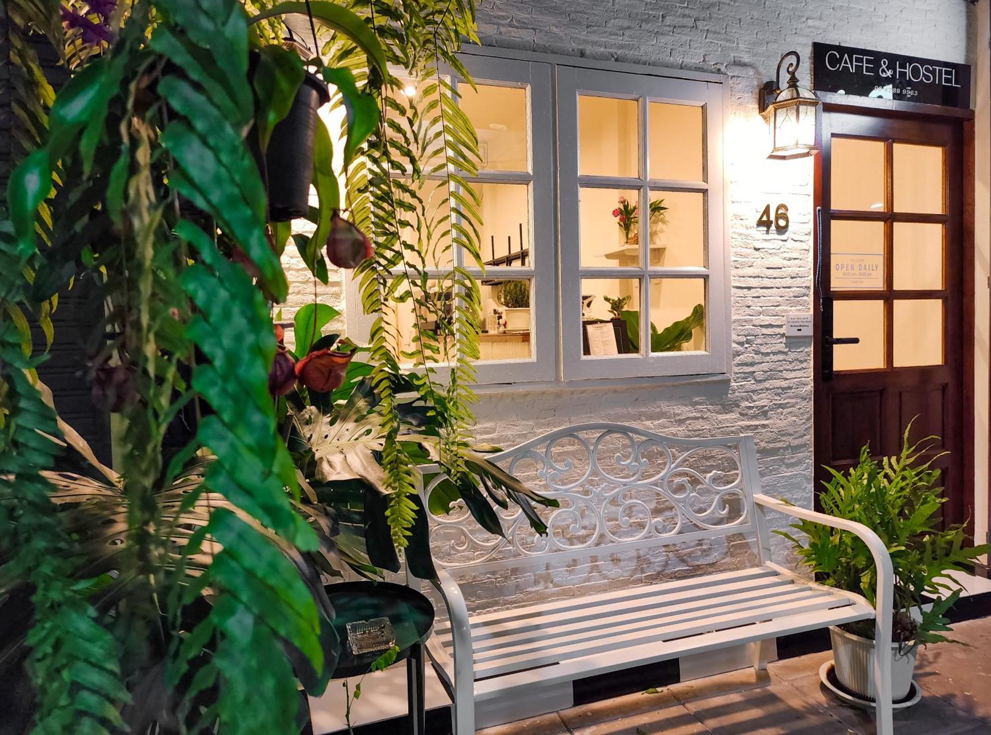 Noir Cafe And Hostel Chinatown Bangkok Dış mekan fotoğraf